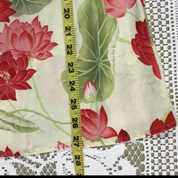 PRICE DROP Tunic Top Made in Hawaii 🌴 - Picture 4 of 9